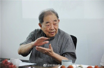 建筑学家钟训正院士逝世